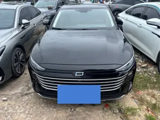 Bestune B70 2025 купить из Китая, цена 2 478 000 ₽ — Suifenhe Auto
