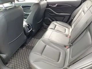 Bestune B70 2023 купить из Китая, цена 2 461 000 ₽ — Suifenhe Auto