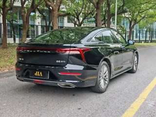 Bestune B70 2024 купить из Китая, цена 2 084 000 ₽ — Suifenhe Auto