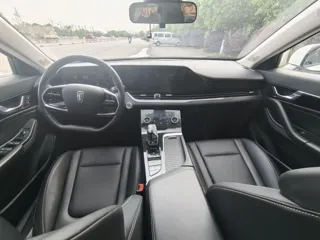 Bestune B70 2024 купить из Китая, цена 2 402 000 ₽ — Suifenhe Auto