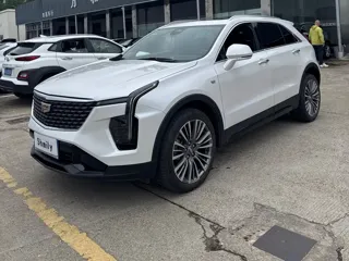 Cadillac XT4 2025