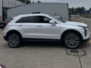 Cadillac XT4 2025 купить из Китая, цена 4 305 000 ₽ — Suifenhe Auto