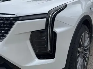 Cadillac XT4 2025 купить из Китая, цена 4 305 000 ₽ — Suifenhe Auto