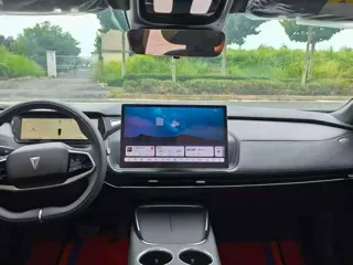 Deepal SL03 2025 купить из Китая, цена 2 869 000 ₽ — Suifenhe Auto