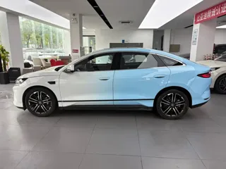 BYD Qin L 2025 купить из Китая, цена 3 277 000 ₽ — Suifenhe Auto
