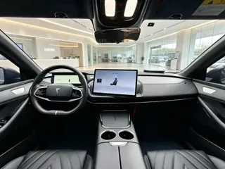 Deepal SL03 2022 купить из Китая, цена 3 264 000 ₽ — Suifenhe Auto