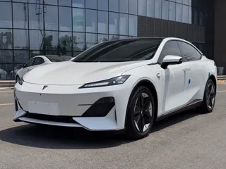 Deepal SL03 2023 купить из Китая, цена 3 564 000 ₽ — Suifenhe Auto