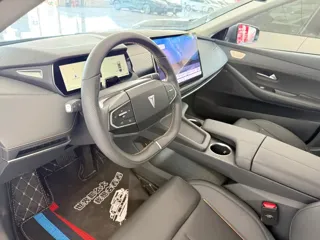 Deepal SL03 2022 купить из Китая, цена 3 072 000 ₽ — Suifenhe Auto