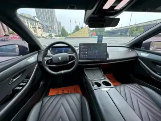 Deepal SL03 2024 купить из Китая, цена 3 296 000 ₽ — Suifenhe Auto