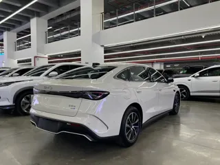 BYD Seal 06 2025 купить из Китая, цена 2 930 000 ₽ — Suifenhe Auto