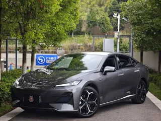 Deepal SL03 2024 купить из Китая, цена 3 281 000 ₽ — Suifenhe Auto