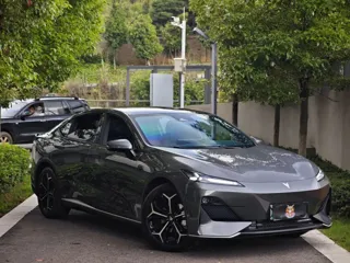 Deepal SL03 2024 купить из Китая, цена 3 281 000 ₽ — Suifenhe Auto