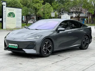 Deepal SL03 2025 купить из Китая, цена 3 096 000 ₽ — Suifenhe Auto