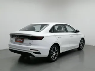 Geely Emgrand 2023 купить из Китая, цена 1 086 000 ₽ — Suifenhe Auto