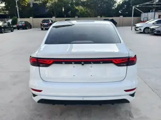 Geely Emgrand 2022 купить из Китая, цена 1 098 000 ₽ — Suifenhe Auto
