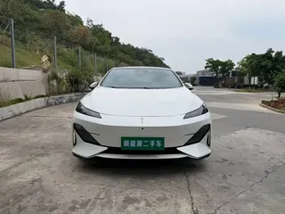 Deepal SL03 2023 купить из Китая, цена 3 601 000 ₽ — Suifenhe Auto