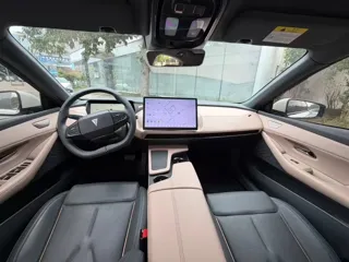 Deepal SL03 2023 купить из Китая, цена 3 601 000 ₽ — Suifenhe Auto