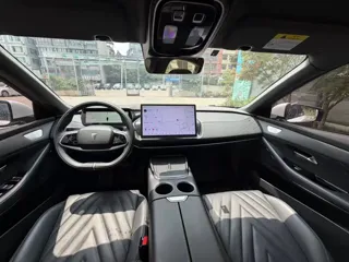 Deepal SL03 2024 купить из Китая, цена 2 968 000 ₽ — Suifenhe Auto