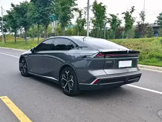 Deepal SL03 2024 купить из Китая, цена 2 898 000 ₽ — Suifenhe Auto
