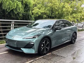 Deepal SL03 2024 купить из Китая, цена 2 914 000 ₽ — Suifenhe Auto