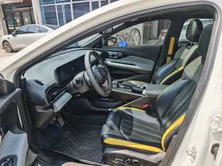GAC Trumpchi Empow 2024 купить из Китая, цена 2 491 000 ₽ — Suifenhe Auto