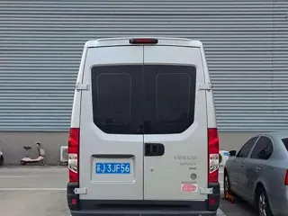 Iveco Ousheng 2020 купить из Китая, цена 2 131 000 ₽ — Suifenhe Auto