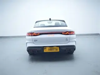 BYD Qin L 2025 купить из Китая, цена 2 713 000 ₽ — Suifenhe Auto