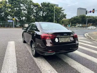 Geely Emgrand 2018 купить из Китая, цена 992 000 ₽ — Suifenhe Auto