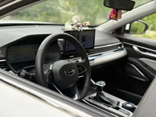 Geely Emgrand 2023 купить из Китая, цена 1 166 000 ₽ — Suifenhe Auto