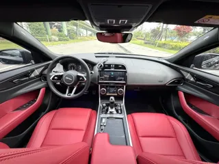Jaguar XE 2024 купить из Китая, цена 4 209 000 ₽ — Suifenhe Auto