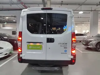 Iveco Ousheng 2023 купить из Китая, цена 1 859 000 ₽ — Suifenhe Auto