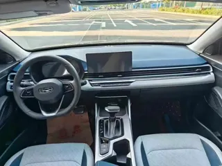 Geely Emgrand 2023 купить из Китая, цена 1 050 000 ₽ — Suifenhe Auto