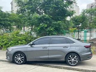 Geely Emgrand 2023 купить из Китая, цена 1 085 000 ₽ — Suifenhe Auto