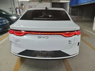 BYD Qin L 2025 купить из Китая, цена 3 281 000 ₽ — Suifenhe Auto