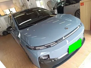 Leapmotor B01 2025 купить из Китая, цена 2 950 000 ₽ — Suifenhe Auto