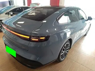 Leapmotor B01 2025 купить из Китая, цена 2 950 000 ₽ — Suifenhe Auto
