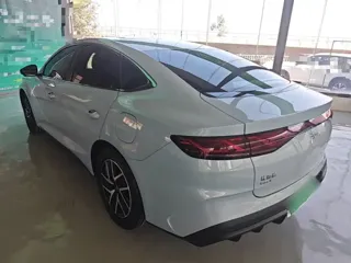 BYD Qin L 2024 купить из Китая, цена 2 768 000 ₽ — Suifenhe Auto