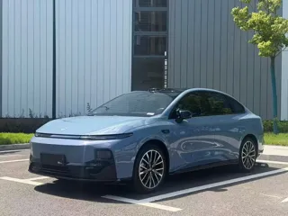 Leapmotor B01 2025 купить из Китая, цена 3 008 000 ₽ — Suifenhe Auto