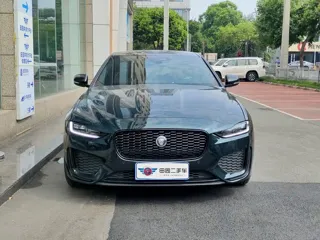 Jaguar XE 2025 купить из Китая, цена 4 589 000 ₽ — Suifenhe Auto