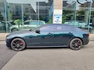 Jaguar XE 2025 купить из Китая, цена 4 589 000 ₽ — Suifenhe Auto