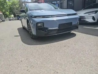 Leapmotor B01 2025 купить из Китая, цена 2 778 000 ₽ — Suifenhe Auto