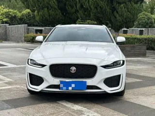 Jaguar XE 2024 купить из Китая, цена 4 257 000 ₽ — Suifenhe Auto