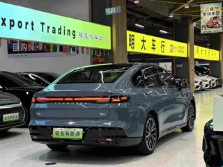 Leapmotor B01 2025 купить из Китая, цена 2 896 000 ₽ — Suifenhe Auto