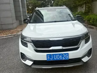 Kia KX3 2022 купить из Китая, цена 1 695 000 ₽ — Suifenhe Auto