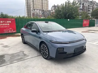 Leapmotor B01 2025 купить из Китая, цена 3 005 000 ₽ — Suifenhe Auto