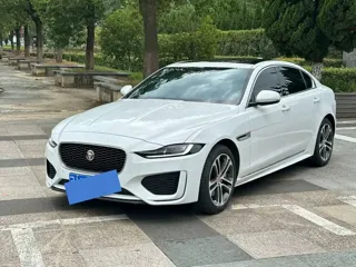 Jaguar XE 2024