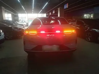 BYD Qin L 2025 купить из Китая, цена 3 288 000 ₽ — Suifenhe Auto