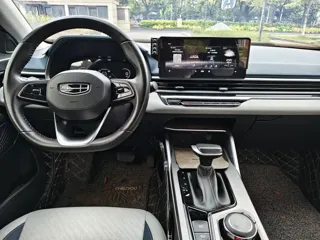 Geely Emgrand 2022 купить из Китая, цена 1 020 000 ₽ — Suifenhe Auto