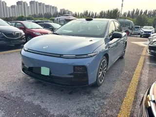 Leapmotor B01 2025 купить из Китая, цена 2 800 000 ₽ — Suifenhe Auto