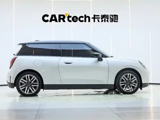 MINI COOPER 2024 купить из Китая, цена 3 502 000 ₽ — Suifenhe Auto